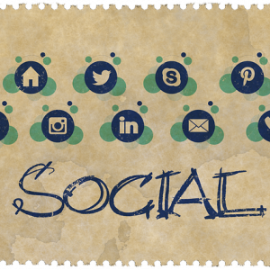 Social media Icons (credit to Pixabay)