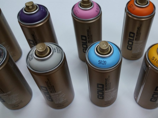 Spray Paint Cans and Colours